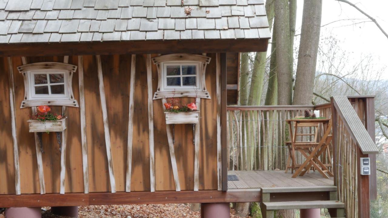 Вилла Hexenhaeuschen Am Waldrand Аннвайлер-ам-Трифельс Экстерьер фото